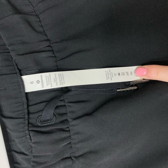 Lululemon on the fly skirt - Picture 4 of 7